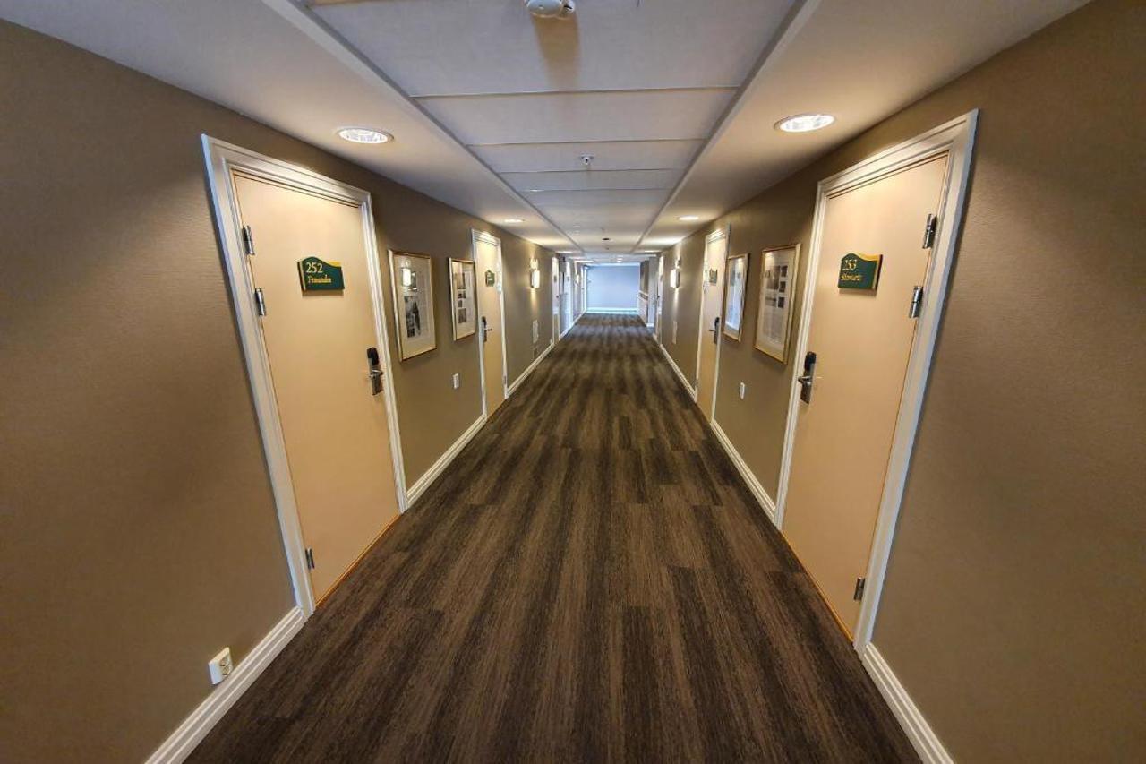 Roros Hotell - Bad & Velvaere Экстерьер фото